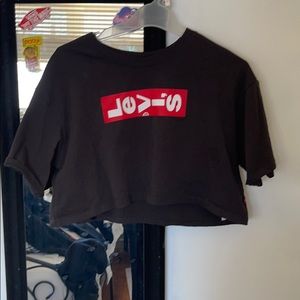 Levi’s crop top